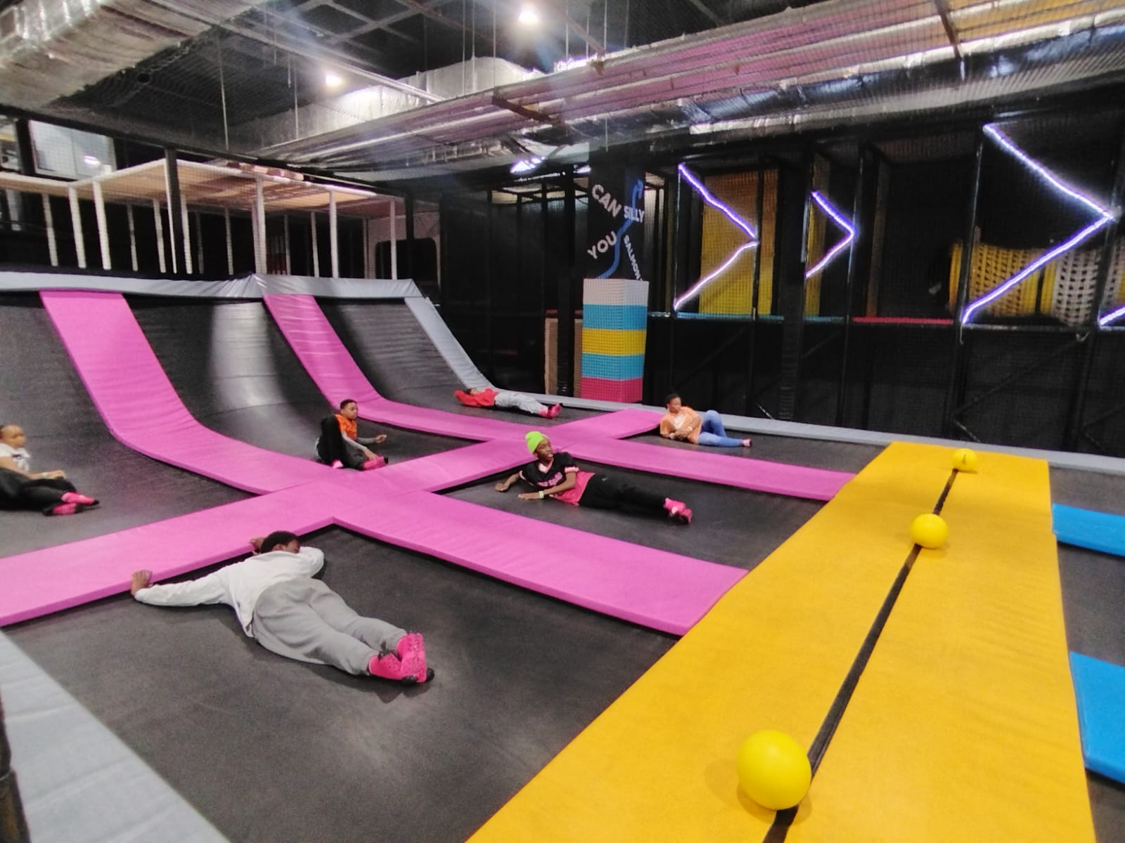 BOUNCE Inc — Free-Jumping Revolution — 2